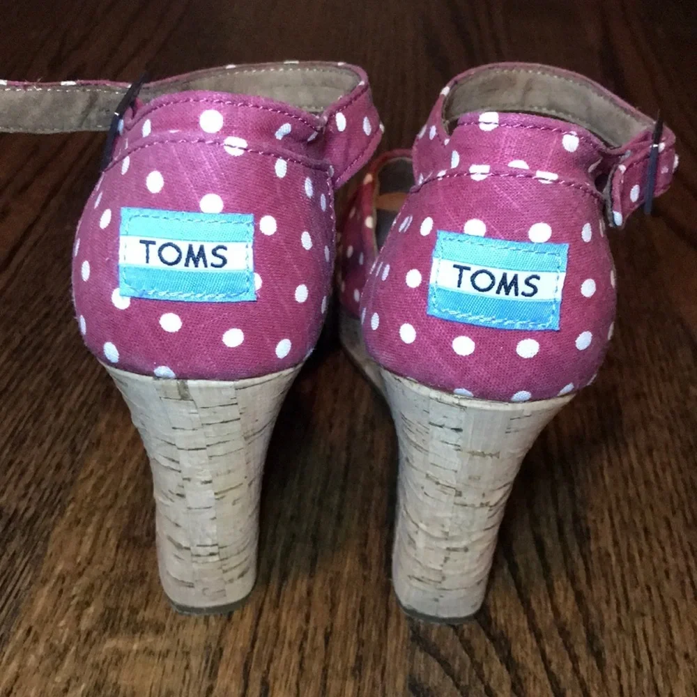 Toms polka dot